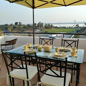 Must - Sea & Salt Panoramic View Apt Апартаменты Ларнака